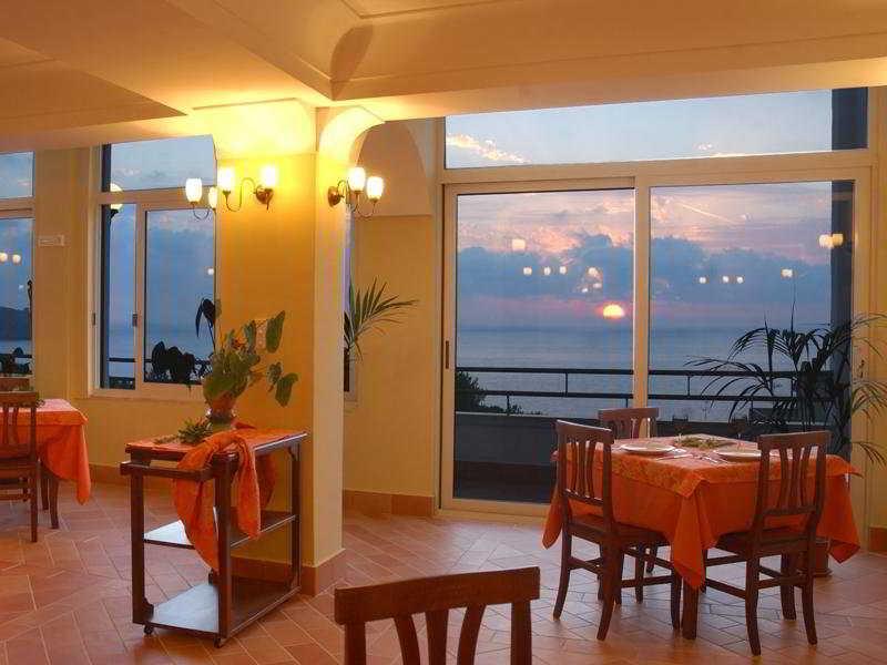 Hotel Baia Palinuro Exteriér fotografie
